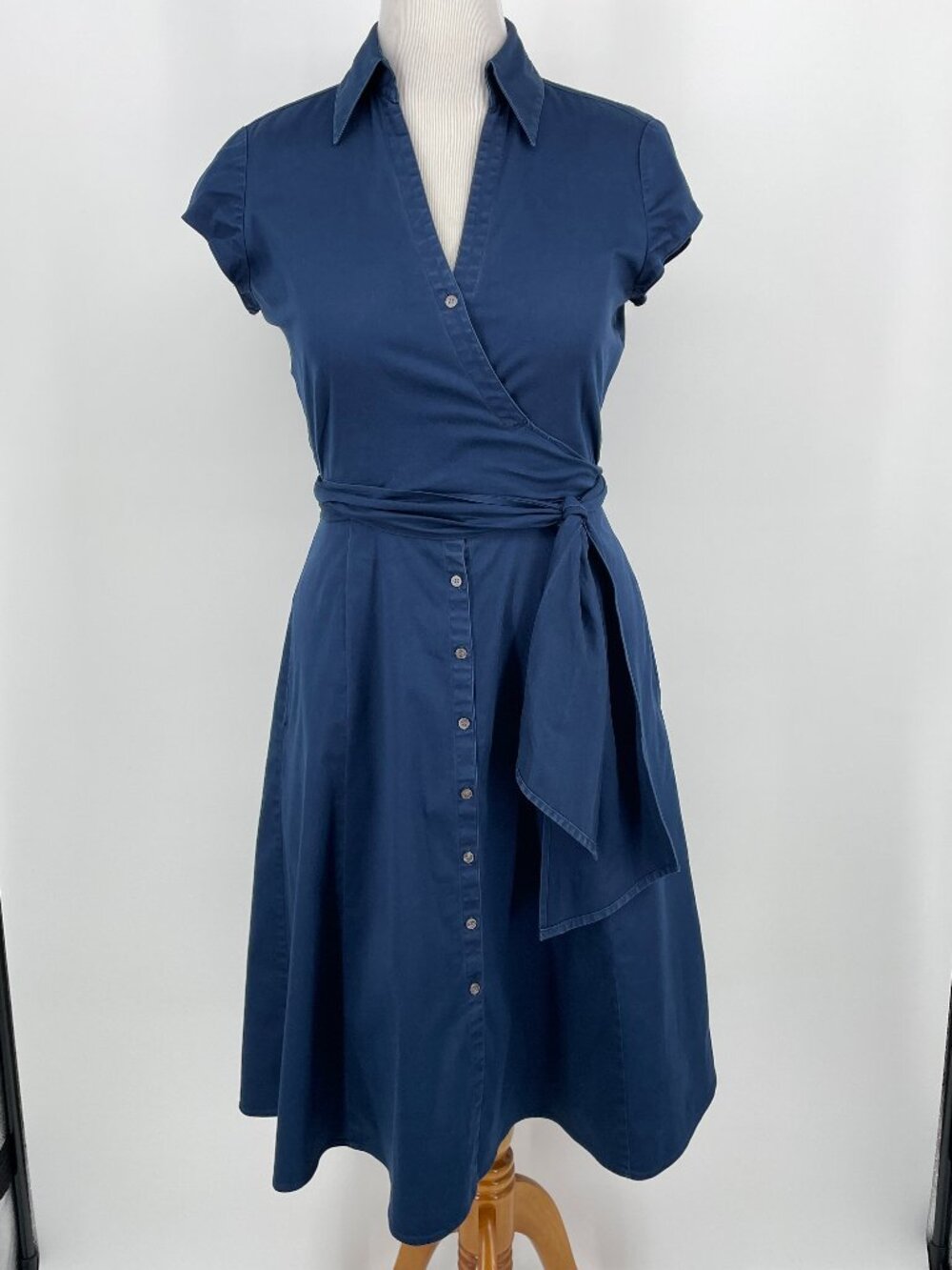 Kenneth Cole Reaction Blue Wrap Button Midi Dress 12 Pockets